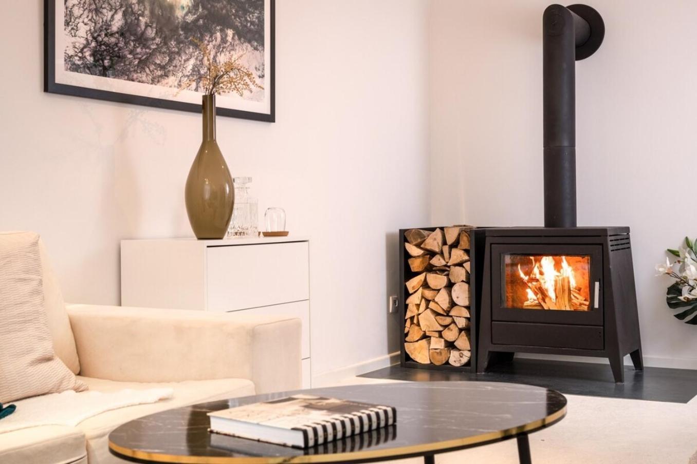 Central Home With Fireplace Near Underground Berlin Luaran gambar